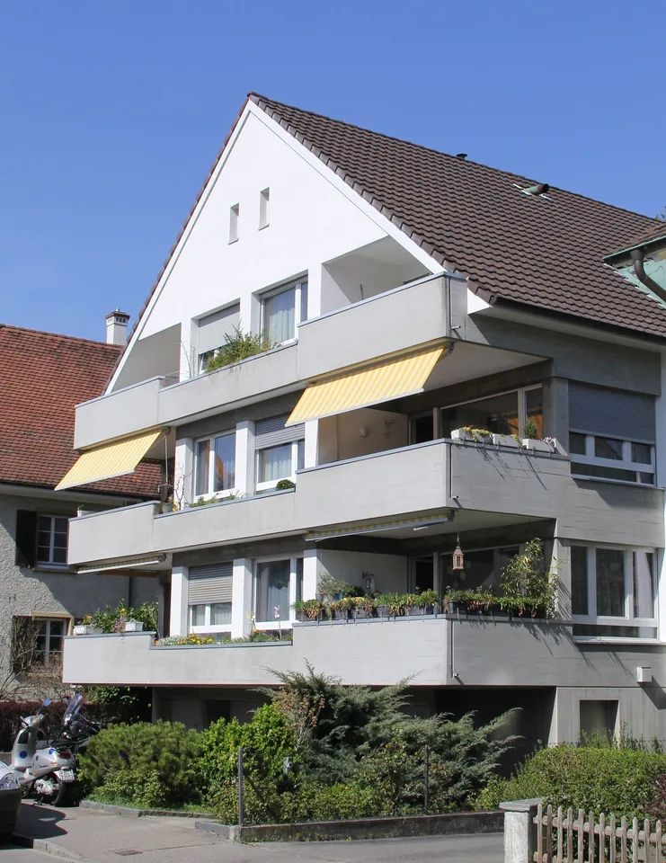 Charmante 5.5-Zimmer-Maisonette-Wohnung mit Balkon in Allschwil