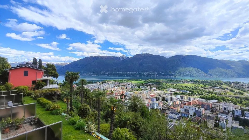 Elegante 2.5 locali 93 m² + terrazza unica 120 m²
