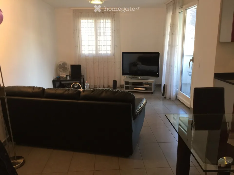 Affittasi 2.5 locali a Castione  CHF 1350. tutto compreso