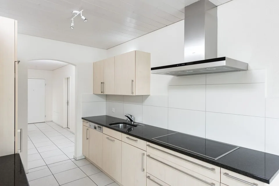 Appartement spacieux 4.5 pièces sous les toits 136m2