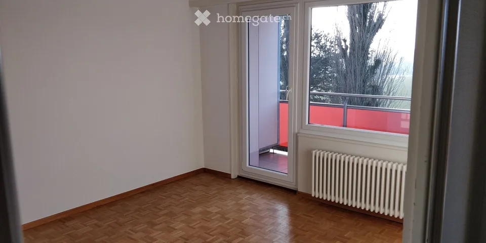 Charmant studio avec balcon à Ecublens (1024)