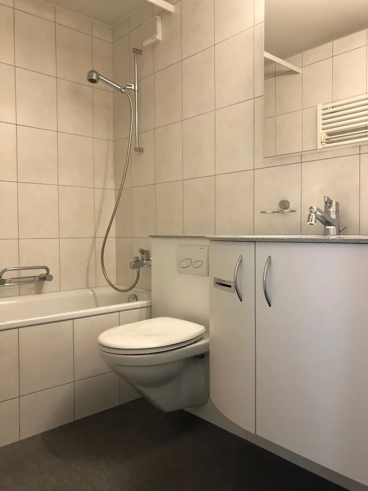 Charming 3.5-room apartment with a wonderful view in Worb
