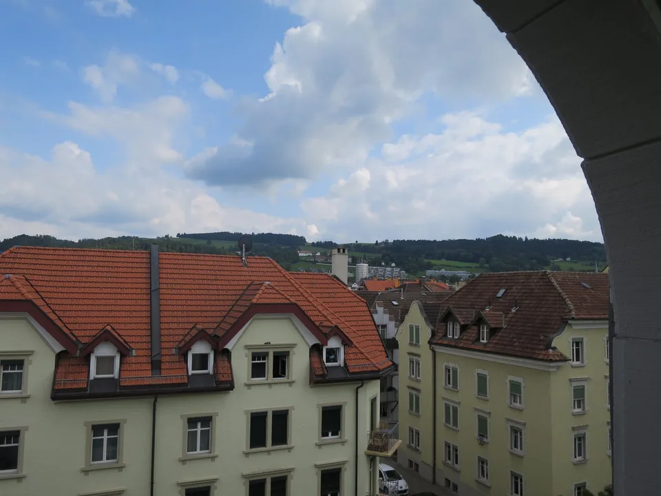 Charmant appartement 3 pièces dans un immeuble ancien à St. Gallen, dans un quartier calme
