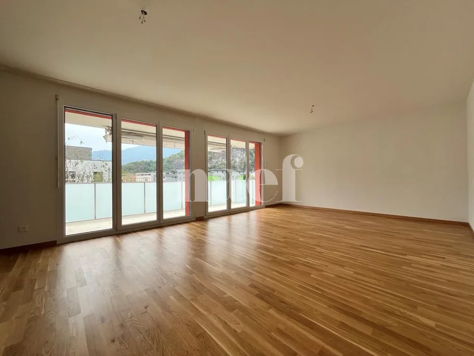 In a residential area, two steps from shops and school