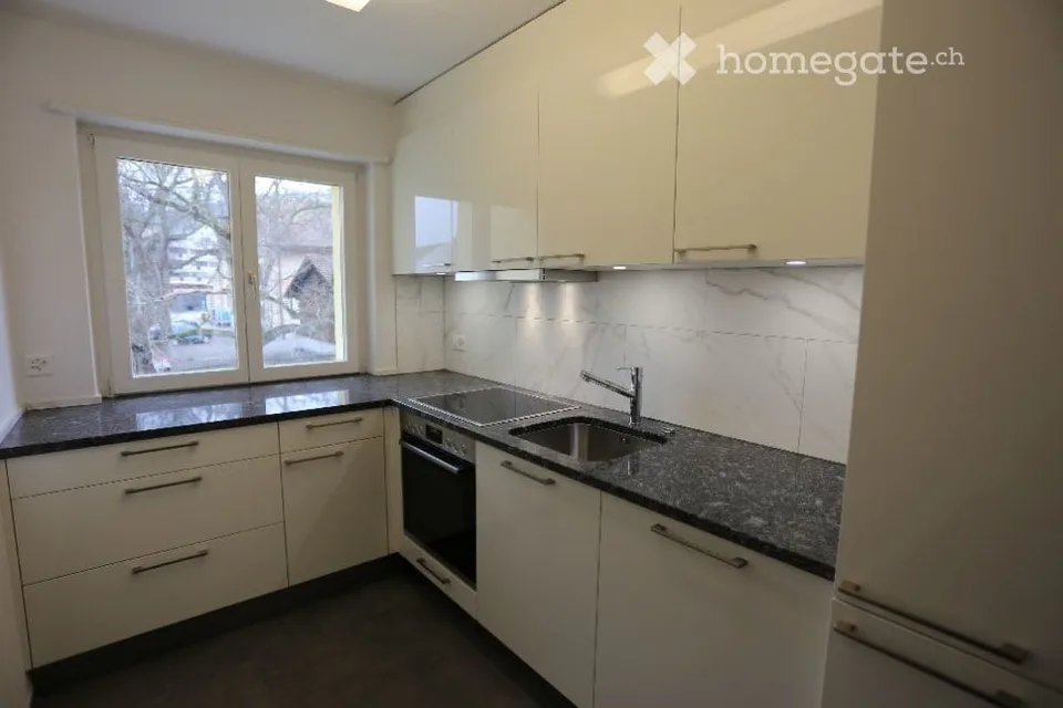 Beautiful, sunny 2-room apartment on Untere Schöntalstrasse 15 in Winterthur.