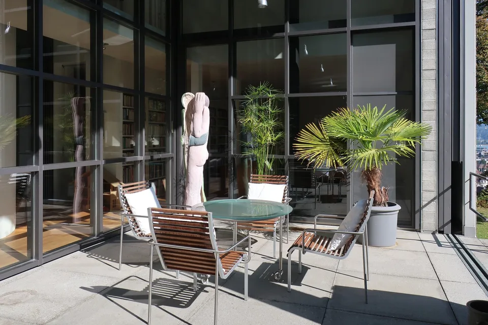 Architekten-Villa hoch über der Stadt – Foto 7 von 10