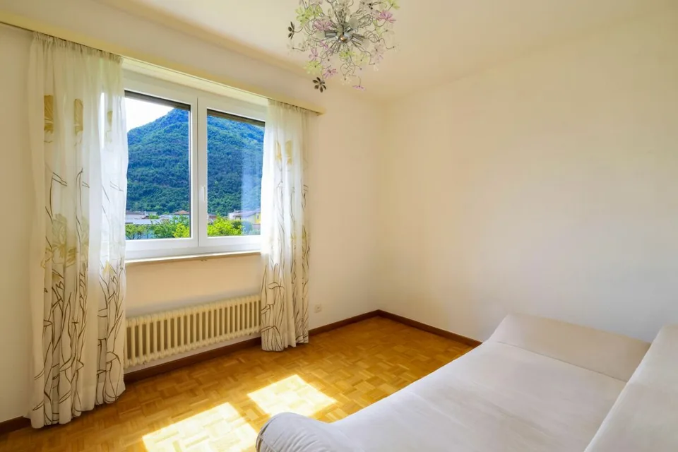 4.5 Zi.-Wohnung mit Terrasse und Garten