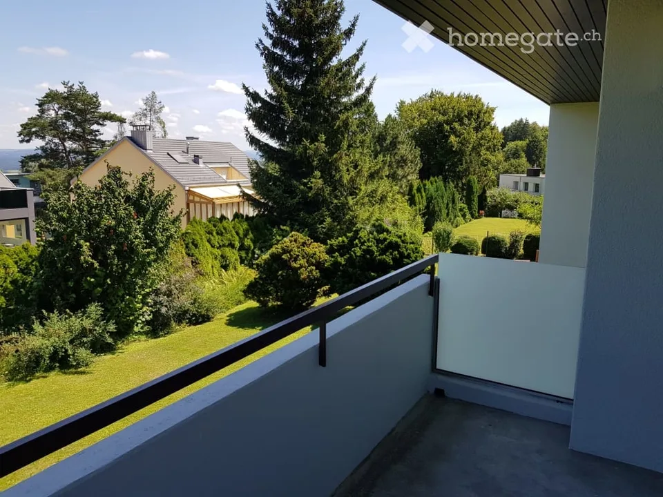 Helle 4-Zimmer-Wohnung mit Balkon und schöner Aussicht in Gockhausen