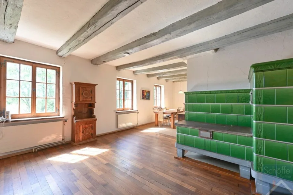 Maison unifamiliale indépendante avec annexe et beaucoup d'espace
