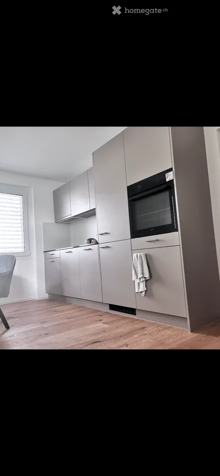 Moderne 2.5-Zimmer-Neubauwohnung mit Balkon in Bülach