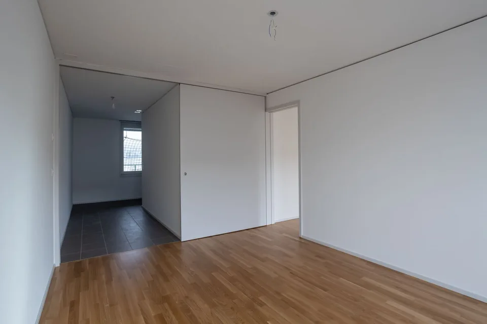Grosszügige 2.0-Zimmerwohnung 06.16 in Altstetten