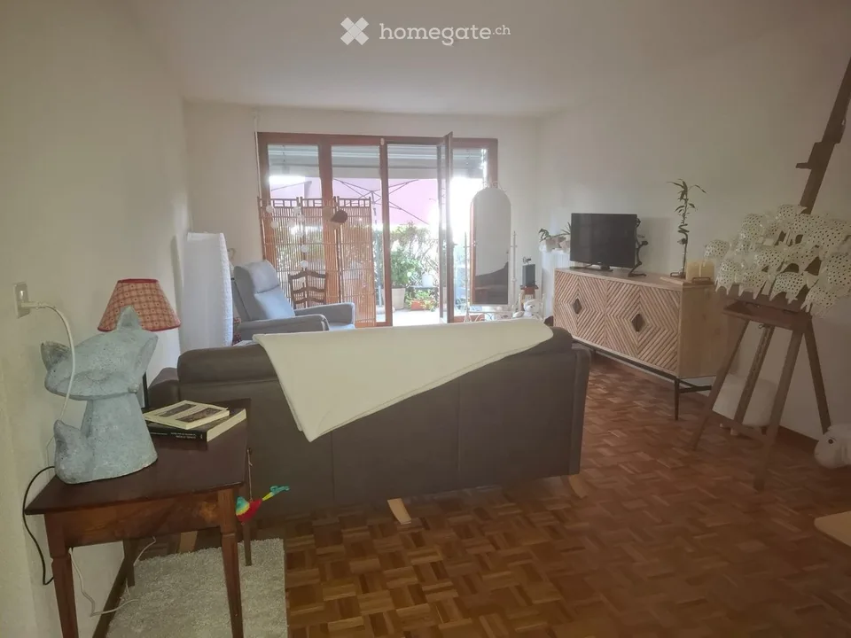 Charmant appartement de 2.5 pièces à Rennaz