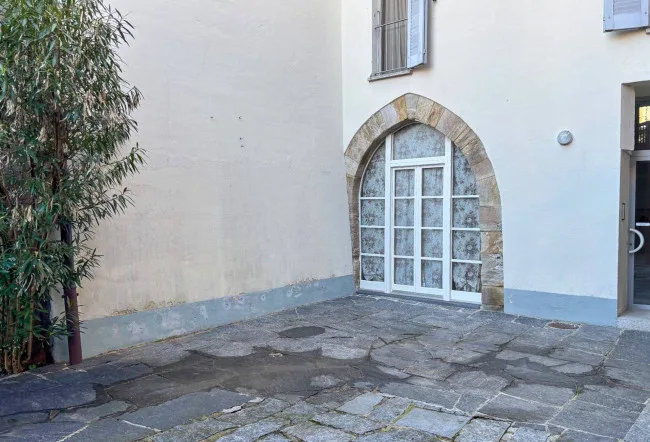 8 appartamenti a reddito! a pochi km da Lugano