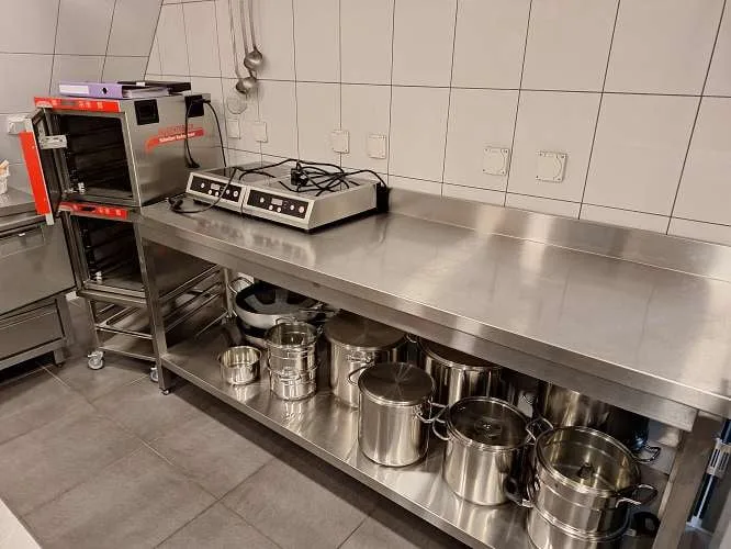 Wohnen und Arbeiten unter einem Dach? Sehr grosse Parzelle. (Tiere, lautes Hobby, Musik, etc. OK!)) – Foto 12 von 30