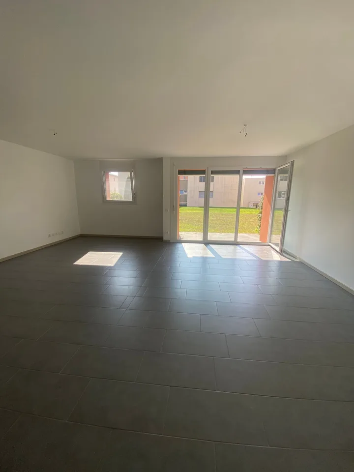 2.5-room apartment on the ground floor in Stabio – available immediately
