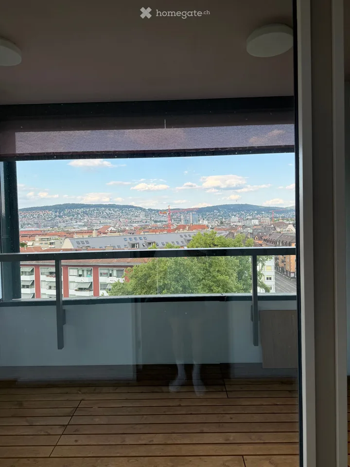 City view apartment on the 7th floor on Gutstrasse 1, Zurich available immediately