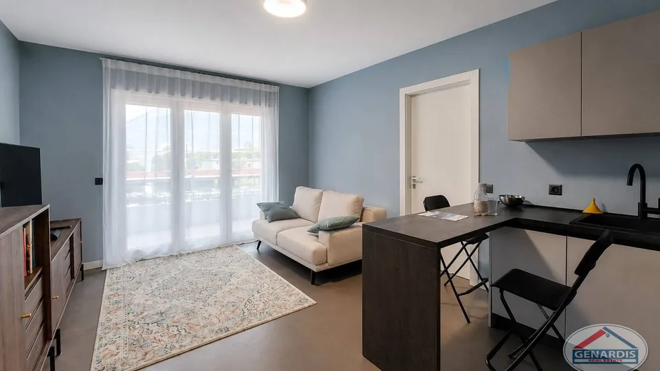 Appartement moderne de 3.5 pièces avec vue panoramique à Melide