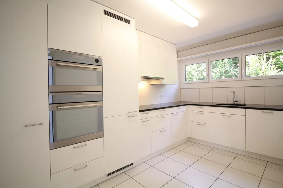 Grand & lumineux appartement 5.5 pièces avec une superbe vue sur les Alpes