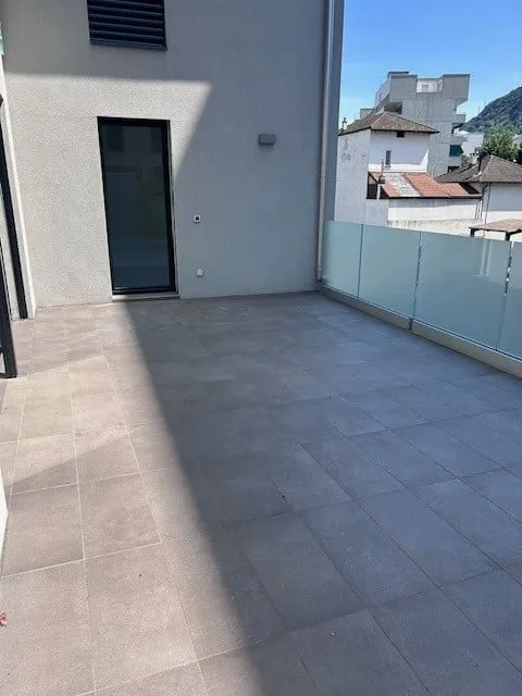 Geräumige 4.5-Zimmer-Wohnung in Chiasso – sofort verfügbar
