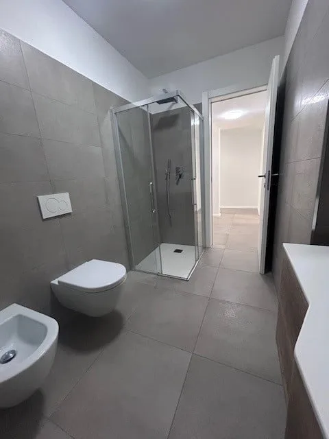 Geräumige 4.5-Zimmer-Wohnung in Chiasso – sofort verfügbar
