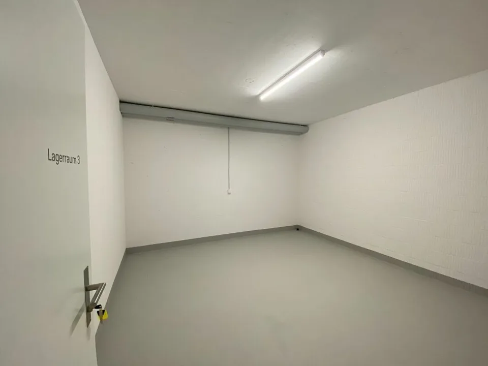 Storage room for rent