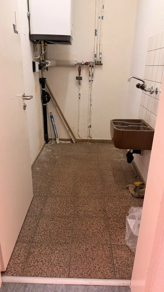 Lagerraum im 1. OG, Lifterschliessung