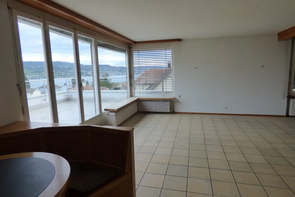 5-room apartment with dreamy terrace and lake view in Horgen – limited until April 2027
