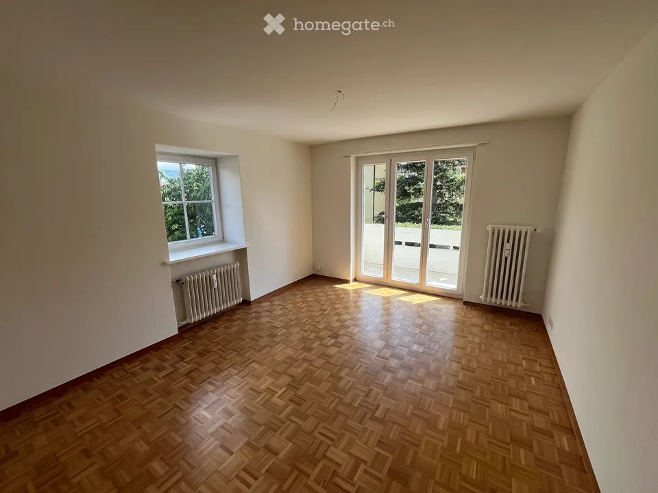 Appartement lumineux 4 pièces avec balcon à Reinach BL