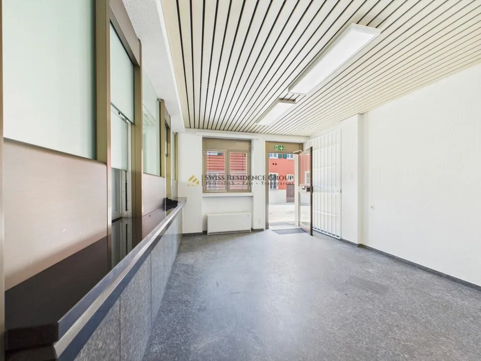 Einfamilienhaus mit 7 Zimmern, Büro, großem Garten und erheblichem Potenzial für Erweiterung – Foto 9 von 22