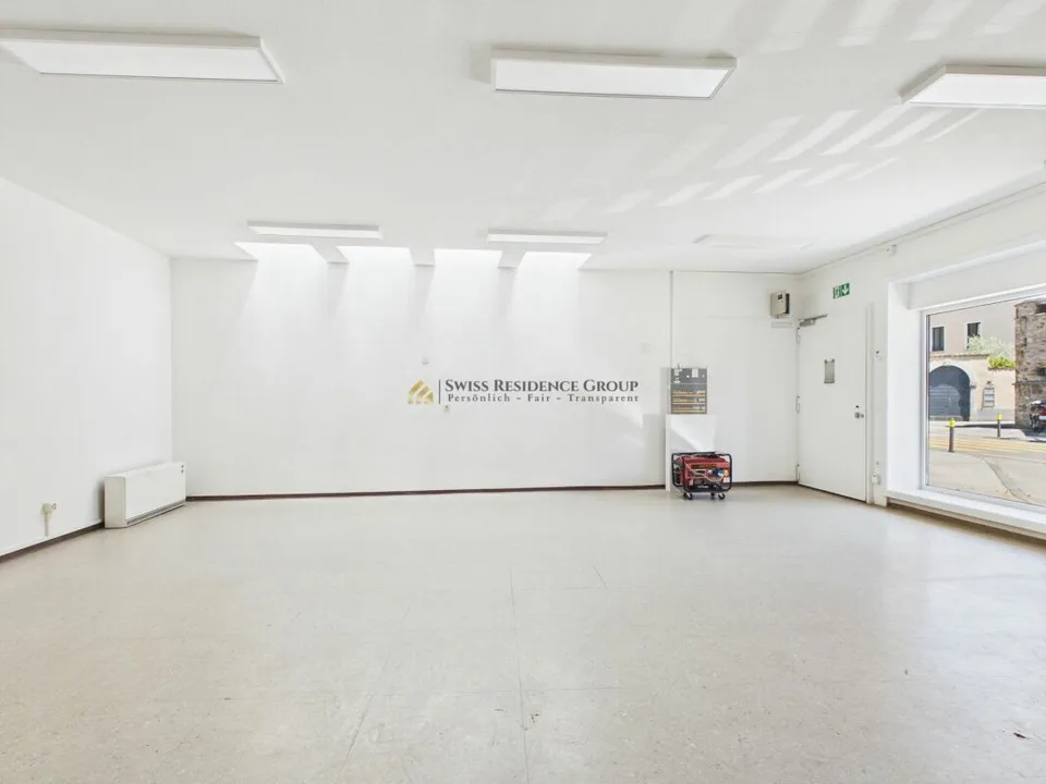 Einfamilienhaus mit 7 Zimmern, Büro, großem Garten und erheblichem Potenzial für Erweiterung – Foto 2 von 22