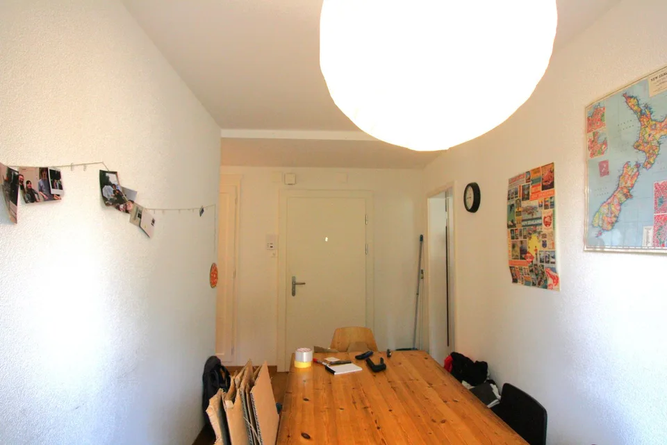 Charmante 3.5-Zimmerwohnung mit Balkon in Ostermundigen – Ab September verfügbar.