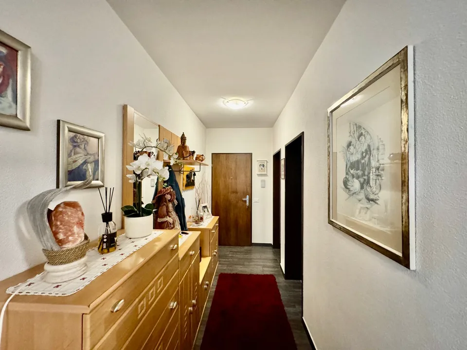 Renovated 5.5-room apartment in Bodio