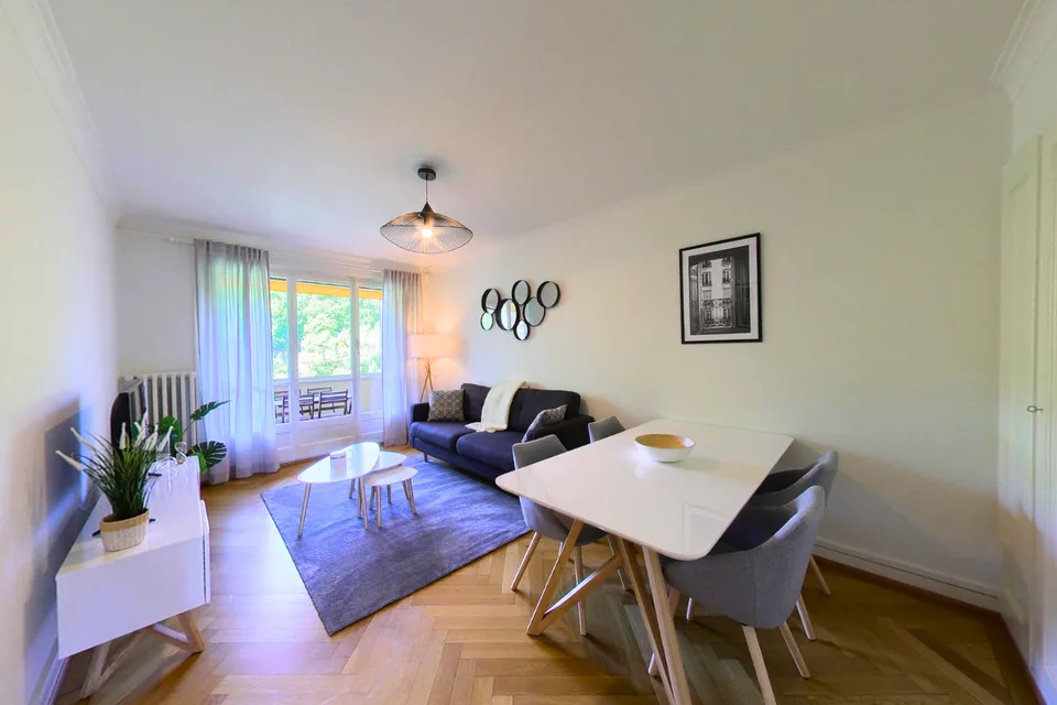 1-Bedroom Furnished Spacious Apartment with Balcony in Geneva!
