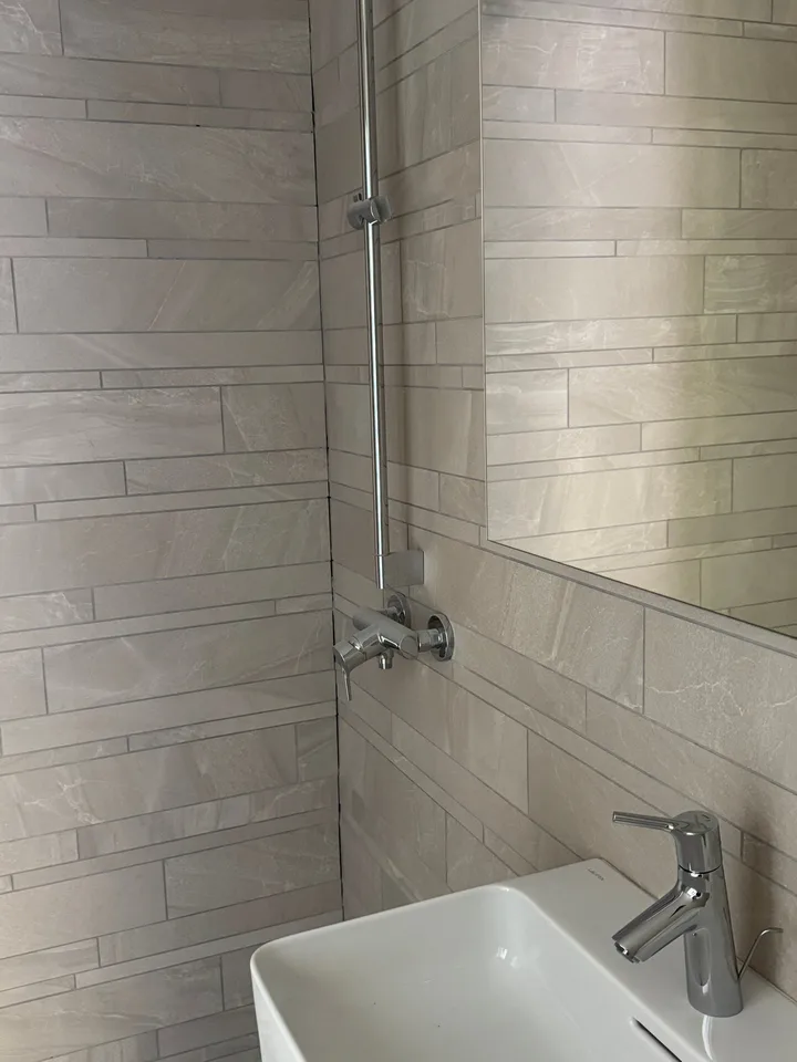 Premier location - appartements 4.5 pièces dans le nouveau bâtiment "GrellaRiva"