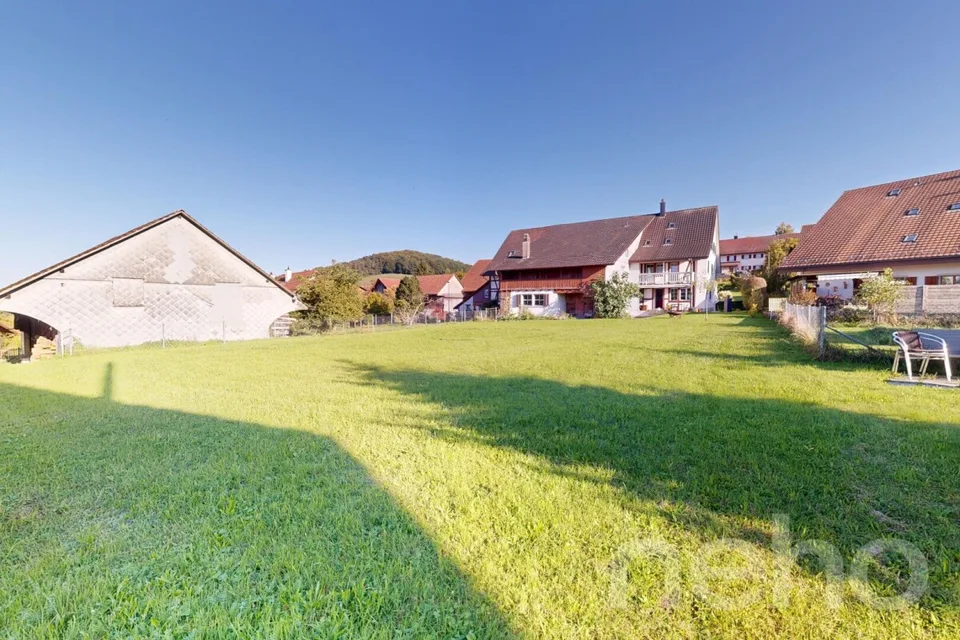 Sunny building plot in a quiet location in Buch am Irchel – photo 11 of 12