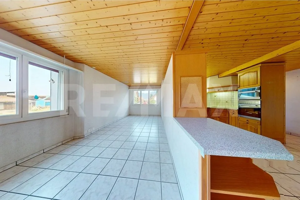 Freistehendes Haus mit Zwei Wohneinheiten