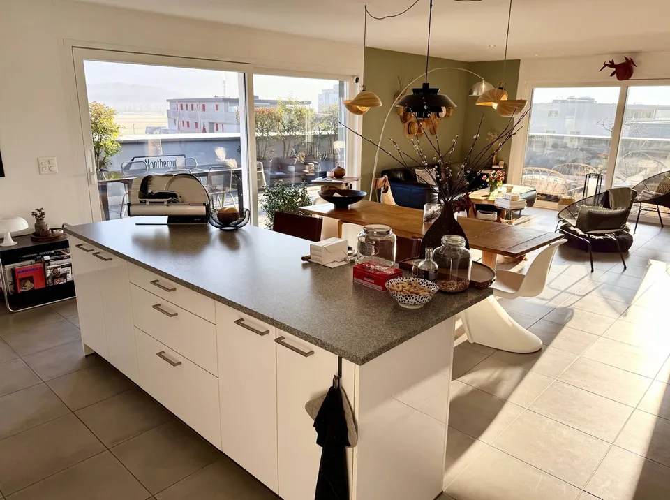 Attique 5.5 pièces - terrasse panoramique de 106 m2