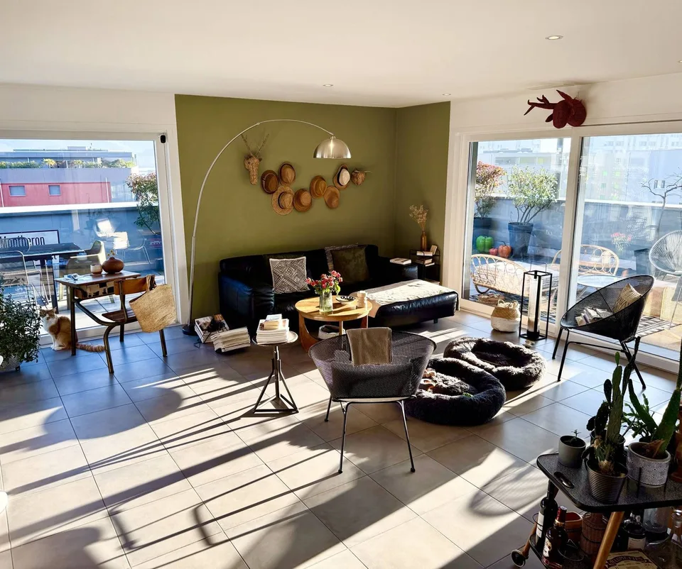 Attique 5.5 pièces - terrasse panoramique de 106 m2
