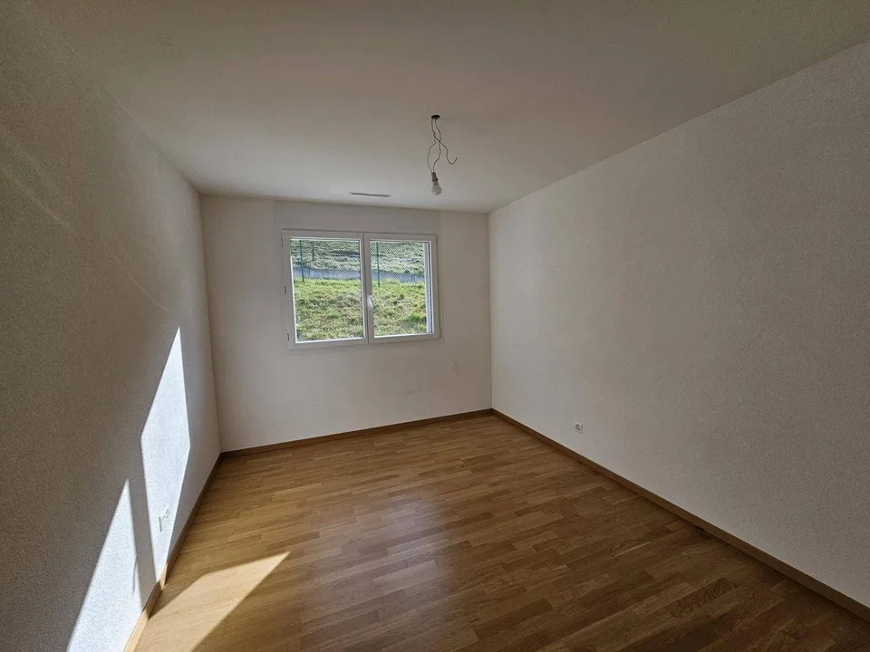 Geräumige und helle 4.5-Zimmer-Wohnung - sofort verfügbar