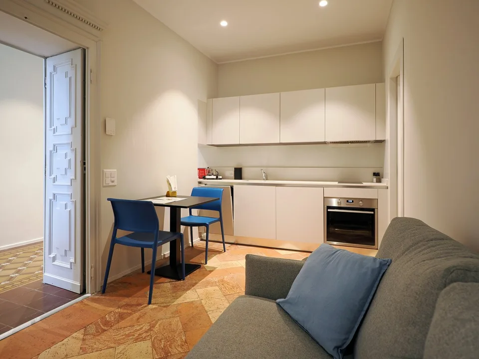 Appartamento arredato con balcone a Muralto – disponibile su richiesta – foto 6 di 9
