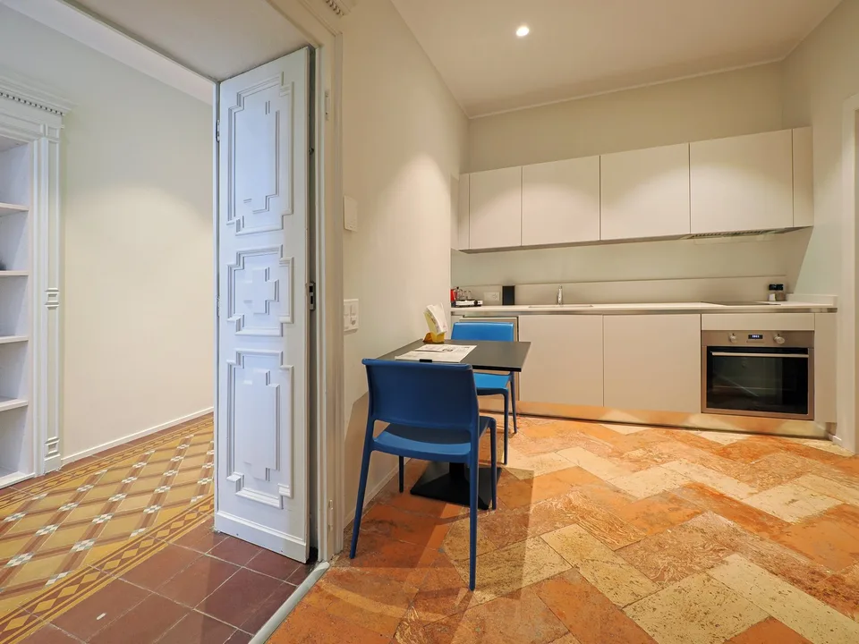 Appartamento arredato con balcone a Muralto – disponibile su richiesta