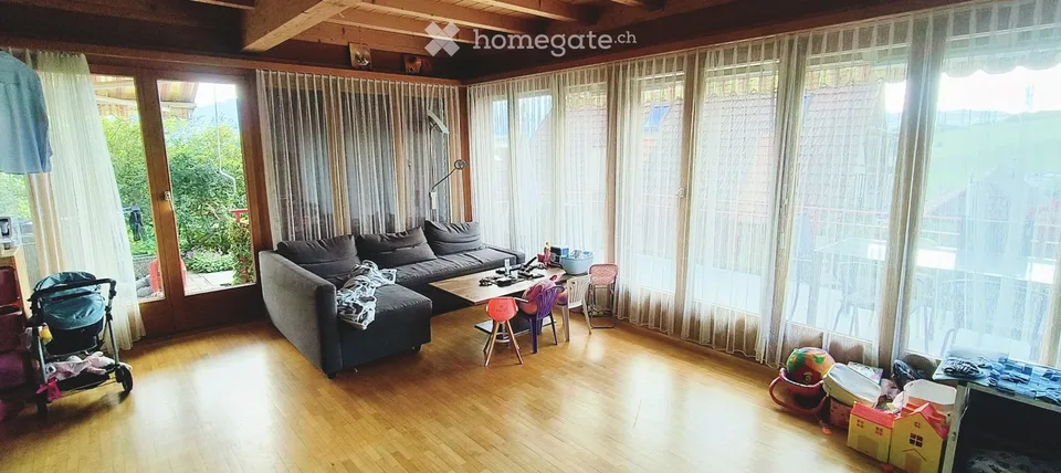 DEFH in una posizione panoramica in un ambiente familiare