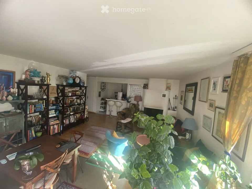 Chambre à louer, charmante, lumineuse et spacieuse avec meubles