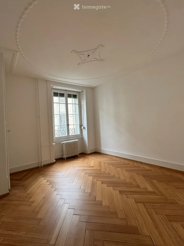 Helles 3,5-Zimmer-Wohnung im 3. Stock, Stadtzentrum