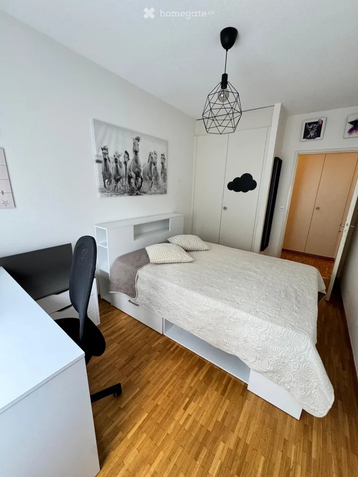 Zimmer mit Bad zu vermieten