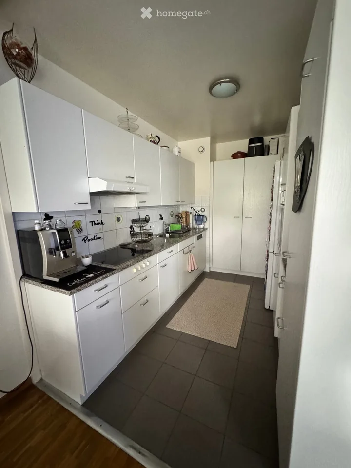 Zimmer mit Bad zu vermieten