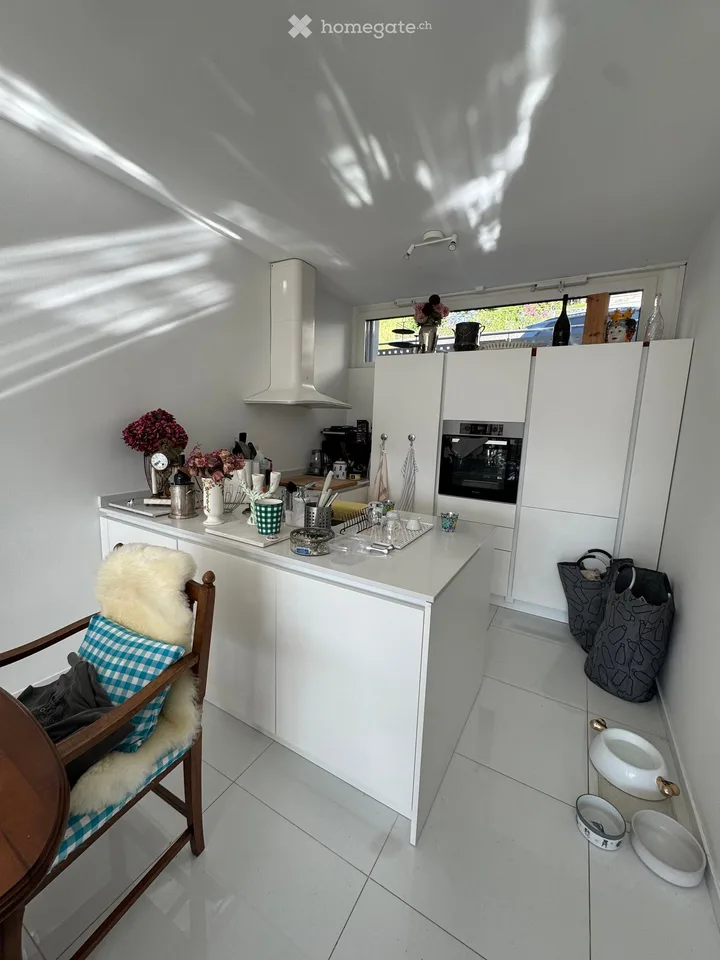 Modern 4.5-room semi-detached house with mountain view in Agno