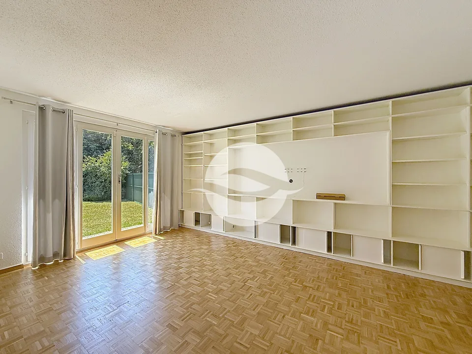 Vésenaz - Charmantes Villa mit großem umzäuntem Garten!