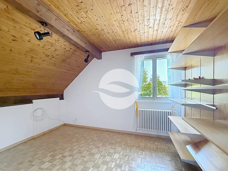 Vésenaz - Charmante villa avec grand jardin clôturé! – Foto 9 von 11