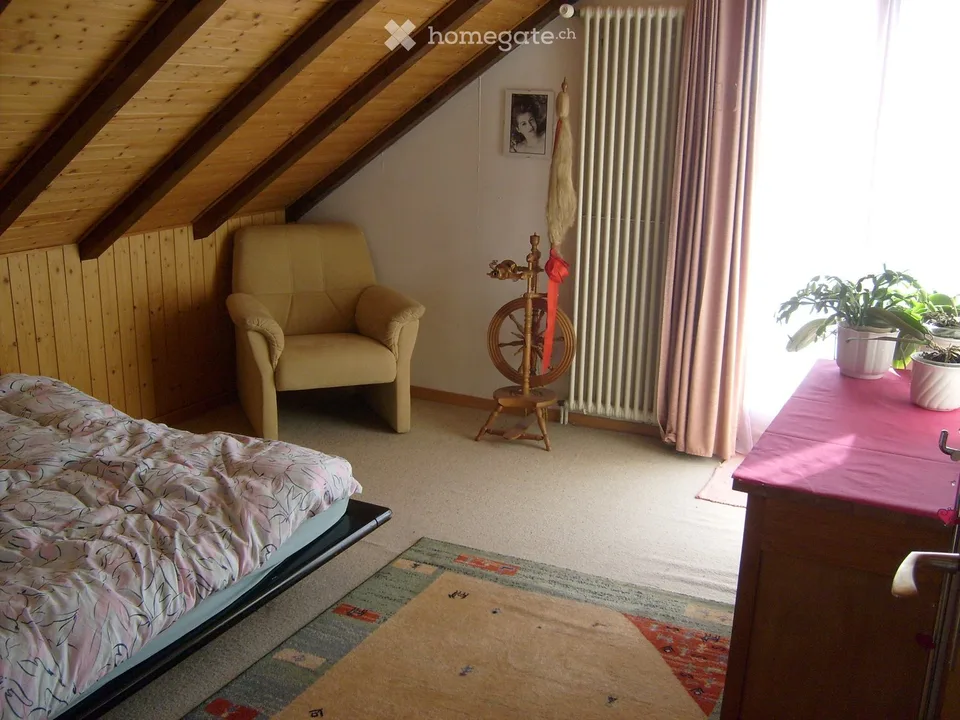 Charmantes freistehendes Einfamilienhaus mit grossem Garten in Fehraltorf
